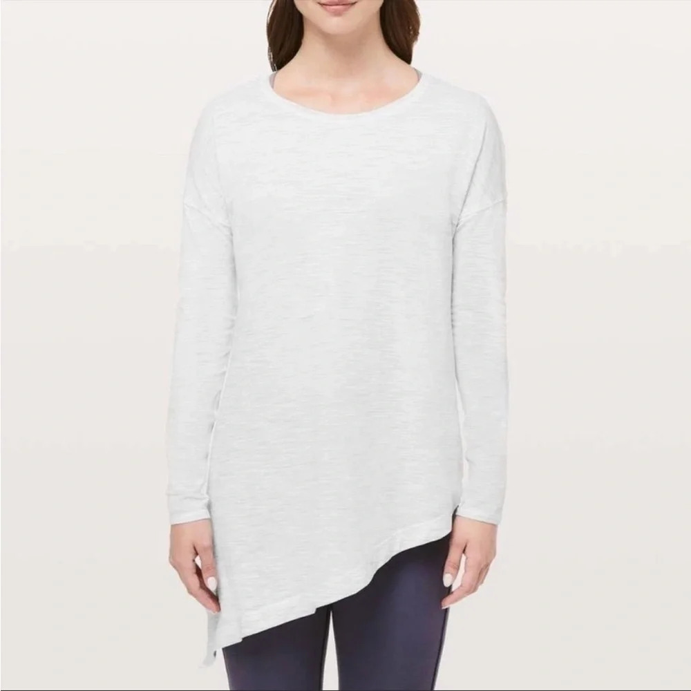 ☀️LULULEMON To The Point Asymmetrical Hem Tie Longsleeve Heather Gray Top